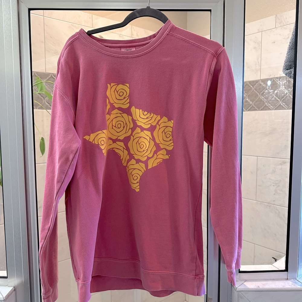 Boutique Yellow Rose Texas sweater